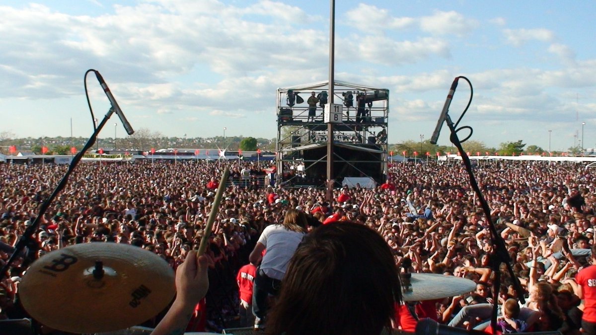 LaunchpadEnt's tweet image. Take back the beat in your heart ❤️
@redjumpsuit #rja #redjumpsuit #redjumpsuitapparatus #rjaalliance #2019 #getready