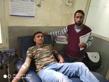 View image on Twitter