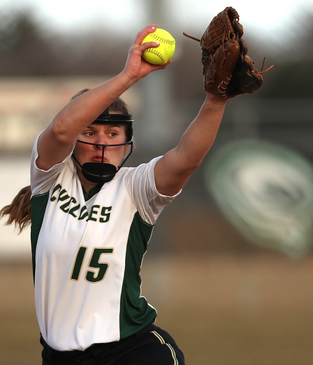 SCTCCAthletics's tweet photo. Congratulations to Cyclones Softball Players: Hannah Mondloch and Regan Jastram for earning MCAC Southern Division Player and Pitcher of the week. #clonesup https://t.co/Ftw2S0RS3c