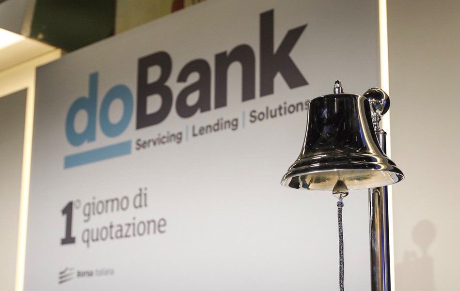 collettiva_news's tweet photo. #DoBank annuncia 160 #esuberi: trattative interrotte con il servicer italiano per la gestione dei crediti, che mette sul tavolo #licenziamenti e prepensionamenti obbligatori. Sindacati: "L'unica finalità è la riduzione di personale a ogni costo" https://t.co/roxxNTiuMm https://t.co/JPJivRzzXI