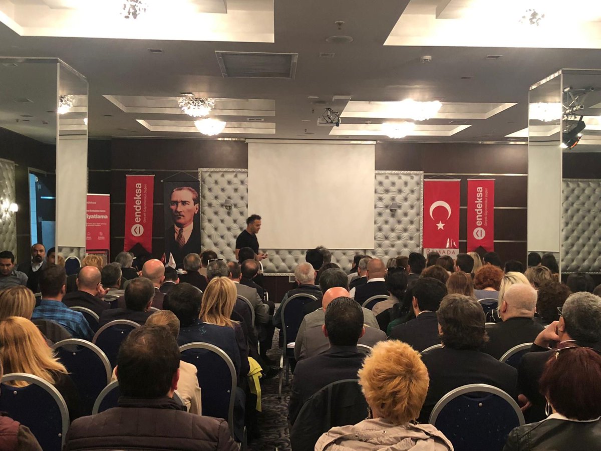 endeksa's tweet photo. Ankara'da Endeksa sponsorluğunda yine keyifli ve yoğun katılımlı bir "Barış Kılıçarslan ile Gayrimenkul Satışında İkna Yolları Eğitimi" gerçekleştirdik. #gayrimenkul #doğrufiyat https://t.co/f3LbmzHdjd