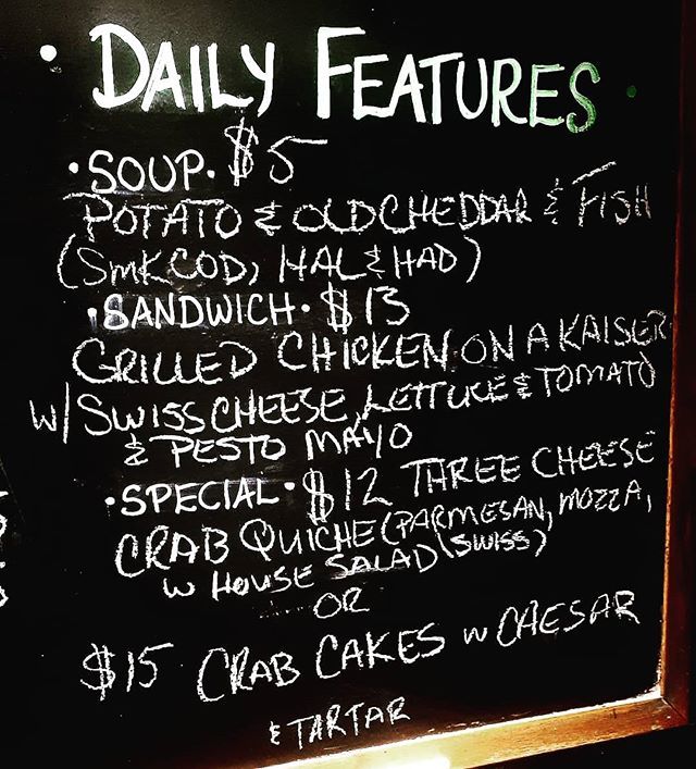 PilotHouseON's tweet photo. You've made it to #EasterWeekend &amp; our #GoodFriday Features! Open #regularhours Friday-Monday. Serving #goodtimes since 1981! #GoLocal #ygk #TheMothership #publife #bestfish&amp;chips #🍻 https://t.co/k6NUQ7tgKl
