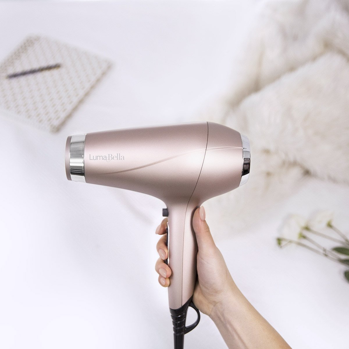 Keratin Touch Dryer - Beautiful inside and out. #MoreIons #LessFrizz 

Learn More >> bddy.me/2UvKps8