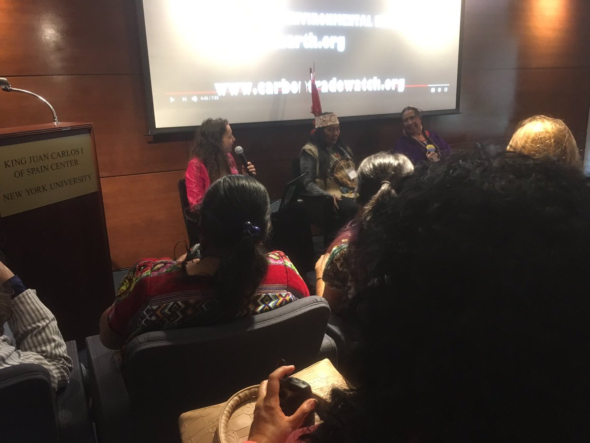 ae53's tweet photo. Here at #daughtersofmotherearth panel 
on “Sky Protectors: Resisting Carbon Colonialism”
With presentations from Casey Camp-Horinek a Ponca Nation activist and Gloria Ushigua a land defender from the Sapara Nation And moderated by Cassandra #hijasdelamadretierra https://t.co/T1R0MSdRtD