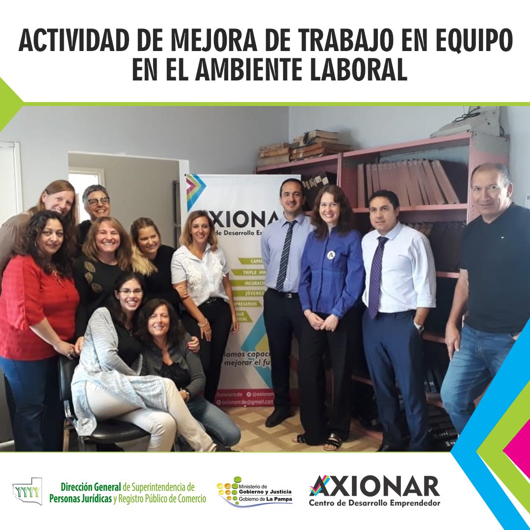 Axionarcde's tweet photo. El pasado martes 16 de abril realizamos una presentación sobre el trabajo en Red y la importancia de analizar el impacto que tienen las acciones individuales en el ambiente laboral y en la comunidad.  @GobiernoLaPampa #BuenViernes #Axionarcde https://t.co/pUt0hNv9tE