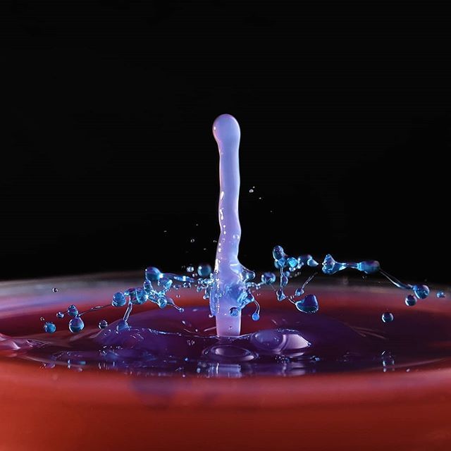 justinsfoto's tweet photo. #Water #liquid #absract #colours #strobe #Godox #fujifilm #fuji #xt2 https://t.co/ielfiFHiPS https://t.co/L6e83k0s17