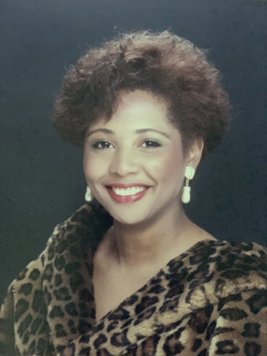 MorgEluna's tweet photo. A Queen my friends ❤️🎂 Happy 50th Birthday Mom! #damnsteph https://t.co/p2gClVAgR7