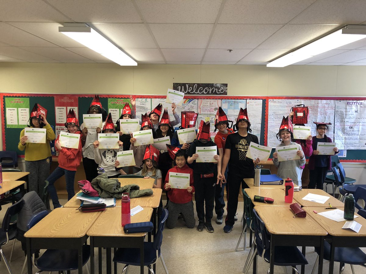 Miss_Pennycook's tweet photo. Flashback Friday! 611 learned a lot through the Junior Achievement program this week. Big thank you to our volunteers from Staples for teaching our kids about what it takes to be an entrepreneur! #tsmspride https://t.co/F8rwDwWNA2