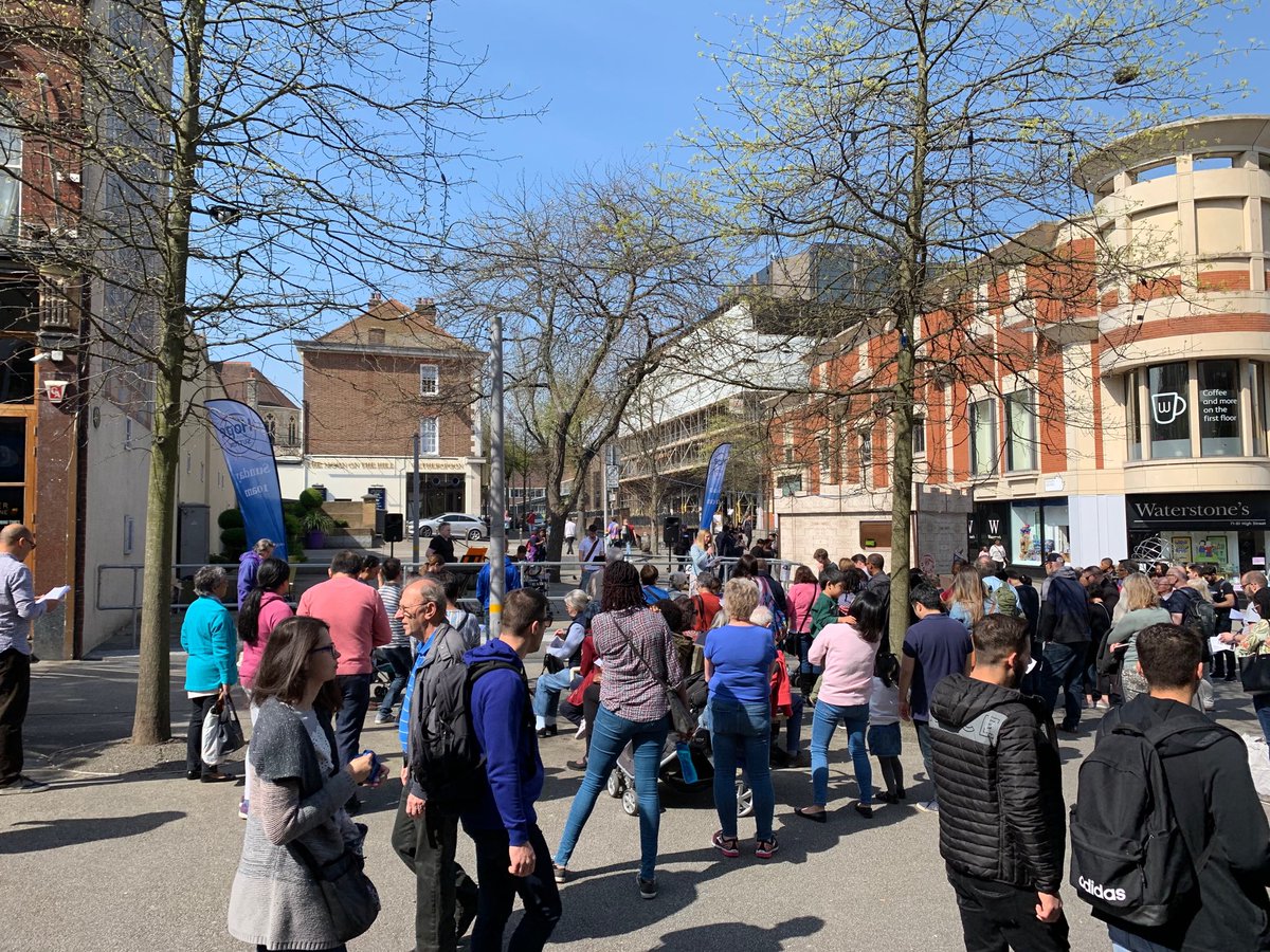 HopeCSutton's tweet image. Hope on the High St on Good Friday. 
Psalm 22, the soundtrack to Jesus crucifixion: “My God, why have you forsaken me?” 
Because this has always been God’s plan to forgive and save us.