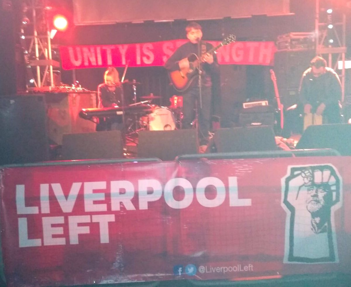 LiverpoolLeft's tweet photo. Thanks @bowen_mel for popping by on the way to rehearsals last night. A key part of the Liverpool Left family and a brilliant comrade. #LiverpoolLeft #JC4PM https://t.co/sOpkD4TcUR