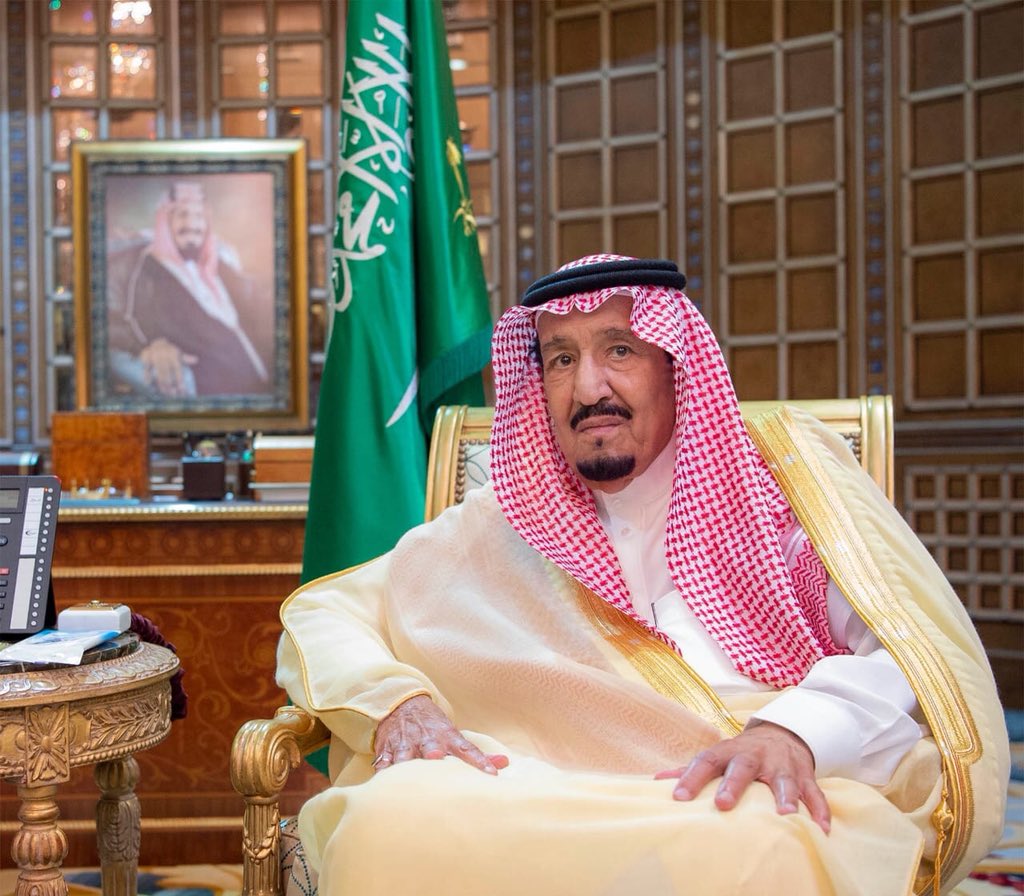 SaudiNews50's tweet photo. هانحن نترقب شهر رمضان المبارك .. فاللهم أحفظ لنا ولاة أمرنا ومقدساتنا وأمننا واستقرارنا ، واكتب النصر والتمكين للمرابطين على الحدود.
.
#ساعة_استجابة #الجمعة
. https://t.co/FFKcQmFCjb