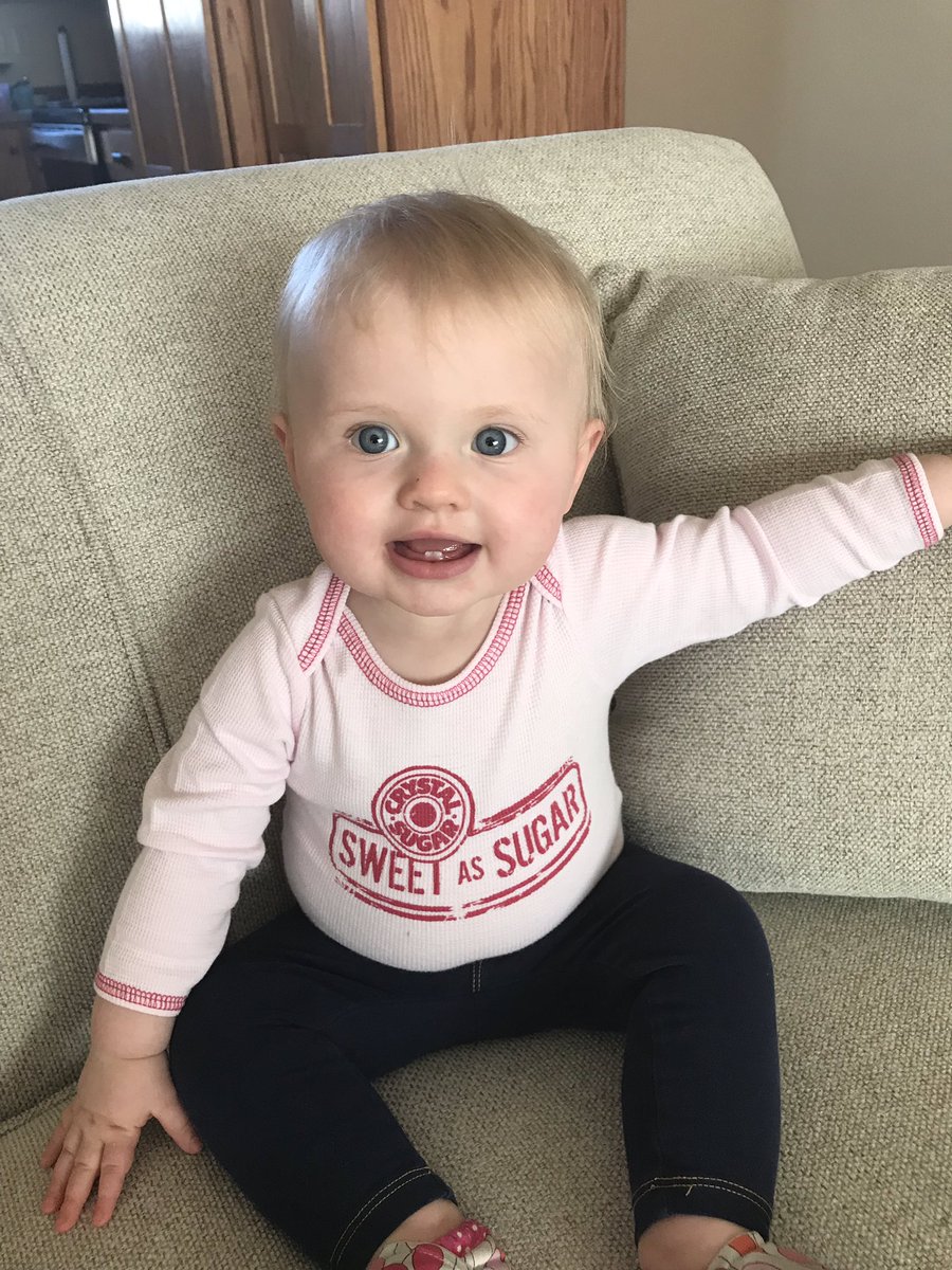 CrystalCoSean's tweet photo. I’m grateful that @CrystalSugarCo give us time off around holidays to spend time with friends and family!  #prouddad #HappyEaster https://t.co/MwRmYSNX6I