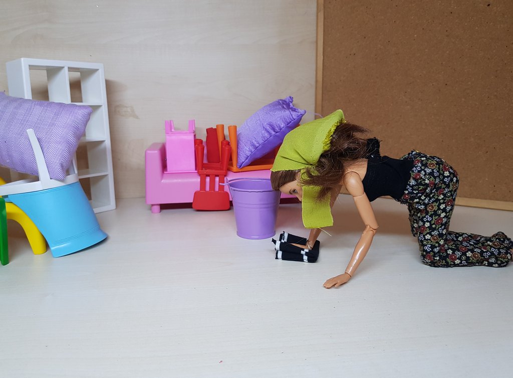 BarbieLeyla1's tweet photo. Kenan 'abimin pazar günü işi varmış  nişanı yarın mi yapsak?' dedi ve Melek çıldırdı. Her şeyi üst üste koydu silip süpürüyor. https://t.co/Gpc3tAbOUG