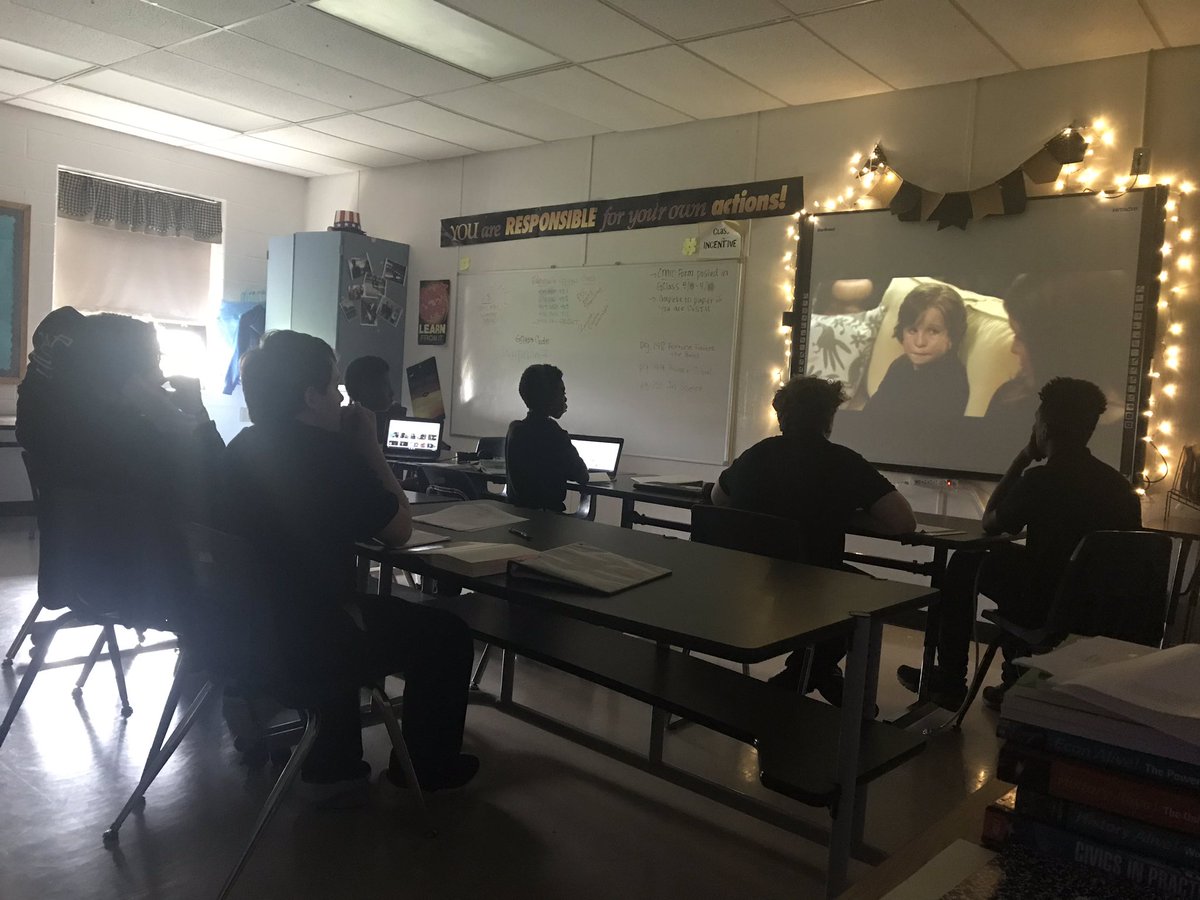 MWillTeach1's tweet photo. Enthralled. Best effort all wk means 15 min of movie on Fridays. Little do they know we are comparing and contrasting ๐ ๐ , discussion characterization, and making predictions today ๐. #HCSStongerTogether #CVimpact #altedchat https://t.co/55jeM7nNcF