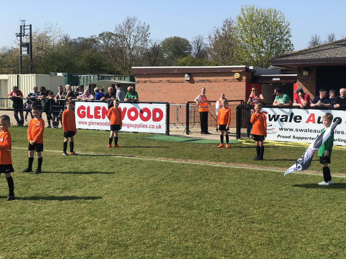 DfcProg's tweet photo. Today we welcomed Middleton Rangers U7’s to the MDE! You were all a great representation of your club and a pleasure to have around! @Official_Darlo @DarlingtonBS https://t.co/K40YGer3Px