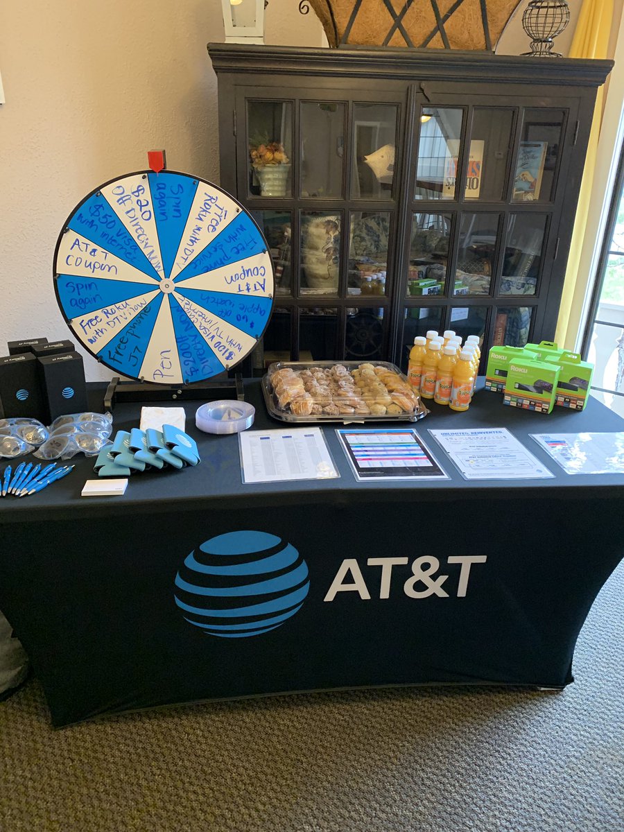 Come hunt for Easter eggs and great deals for your wireless and entertainment needs at The River’s Edge Apartments!  More For Your Thing. That’s Our Thing!  <a href="/Samer_Kawash/">Samer Kawash</a> @OliviaLeGLM <a href="/DemetrusHayes1/">Demetrus Hayes</a> <a href="/shawnglinski/">Shawn Glinski</a> #RTGPARTY #PaintCentralBlue