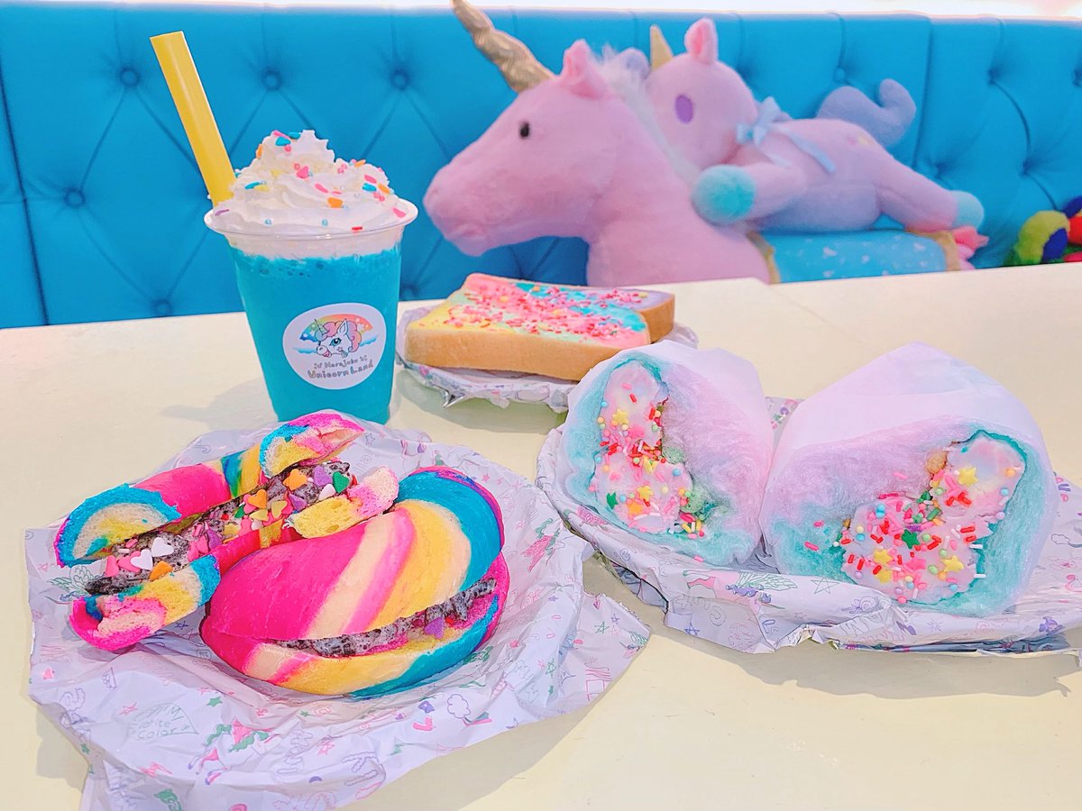 カラフルで可愛いユニコーン🦄イメージのカフェが原宿にできたので行っ