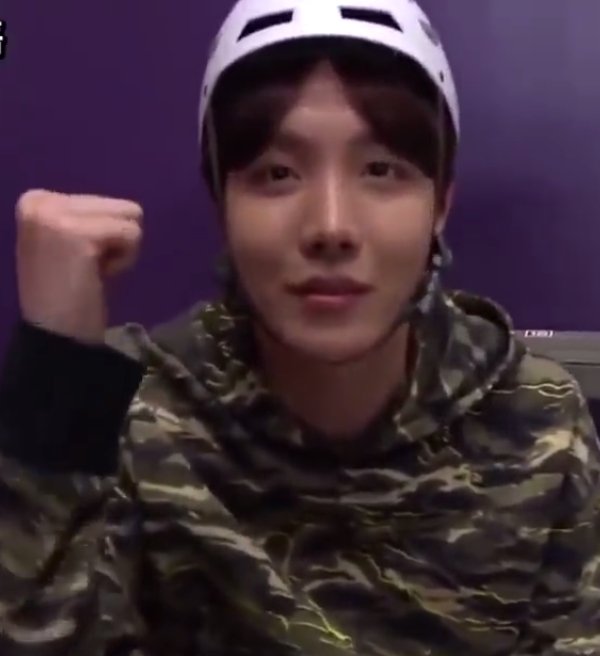 5sosJamsue's tweet photo. #ArmyfollowArmy
My accs ifb @rouela_rivas @RouMin93 @AlleworNim @MattewJardenico @MeanRRA @MeanSuga_wifeu @MeARMY23 @ParkRouela @PoorARMY16 https://t.co/dVMKcIomi7