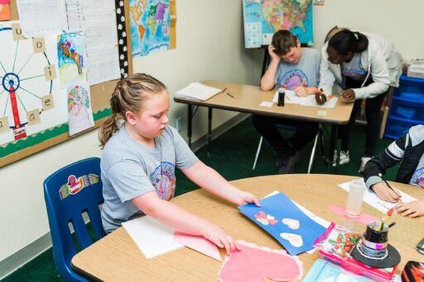 NOFLASA's tweet photo. We make awesome crafts at school all the time. What are some of your favorite crafts to make?
__________
#noflasa #privateschool #academy #lakecityflorida #columbiacountyflorida #northflorida #performingarts #musicacademy #musiceducation #arts #bullyfree… https://t.co/TMCRJOIYxZ https://t.co/A7DNWUJoNF