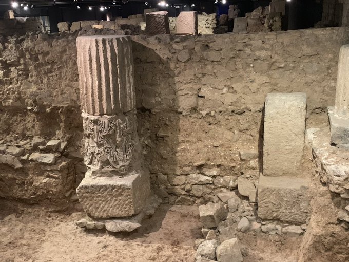 Wandering through Roman ruins in Barcelona! https://t.co/QChuBdtkMN