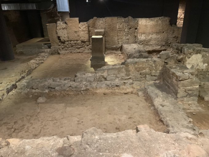 Wandering through Roman ruins in Barcelona! https://t.co/QChuBdtkMN