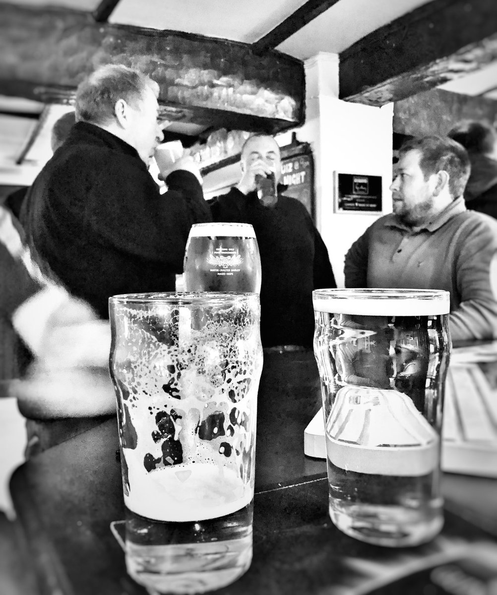 OwdNellsTavern's tweet photo. Congratulations to Antonia, Edward & son Ted Fisher on the birth of their baby son!!!!! #goodfriday @GTHamlet #headwetting #family #itsaknockout https://t.co/WLl8SIu282