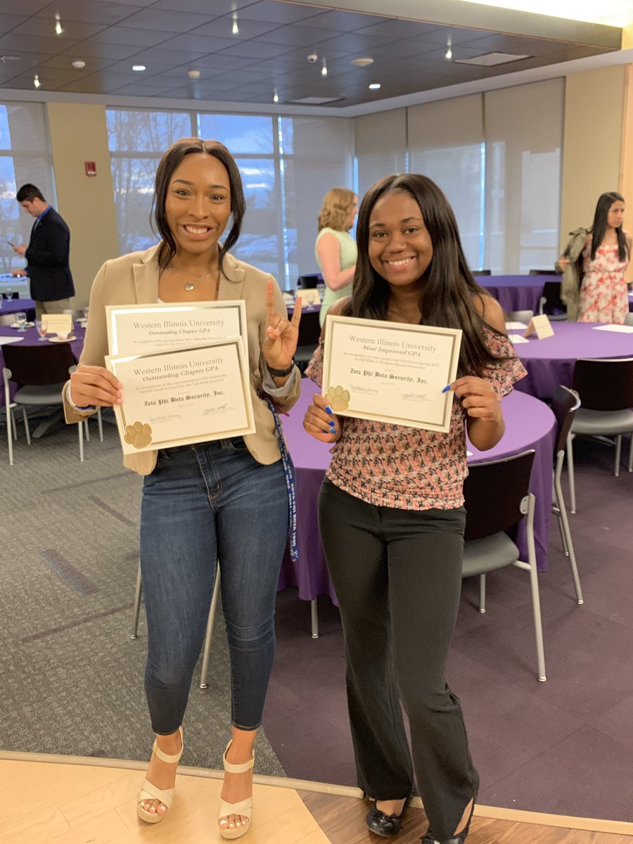 Soror Cobb and Soror Weaver last night at the Greek Life Awards 💙 Omicron Kappa received three awards 😁 The most improved GPA from Spring 2017 to Fall 2018 and the highest GPA amongst all three councils for the Fall 2018 and Spring 2018 semester. 👏🏾📚