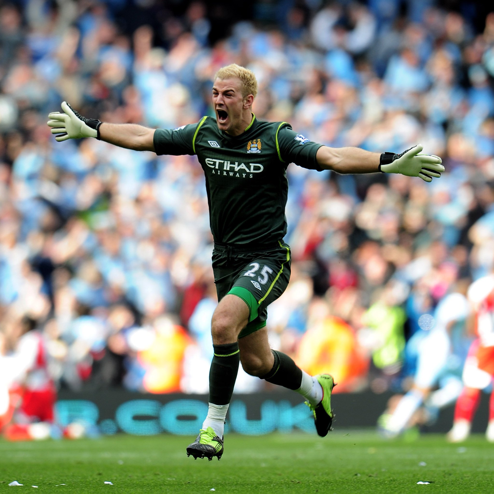 Goal: Happy 32nd birthday to Burnley and England goalkeeper Joe Hart! 