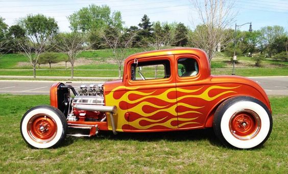 Flames Friday 

#JohnnyLawMotors #flamesfriday #hotrod #customhotrod #tgif