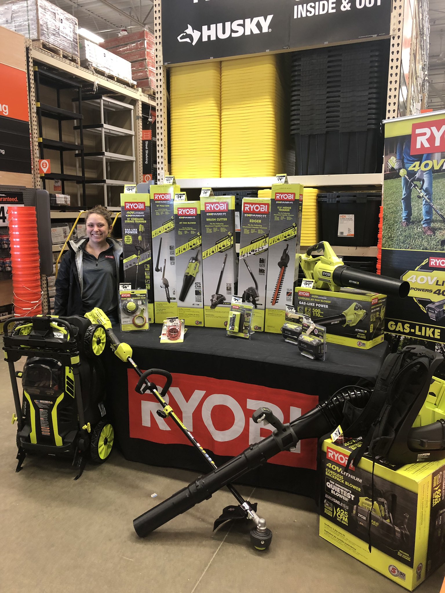 svejsning oversætter positur 6925 on Twitter: "Come on down to Shorewood and meet Thayer our Ryobi rep  and get a demonstration on some great tools for the yard #ryobi  https://t.co/iHY7nyYwqt" / Twitter