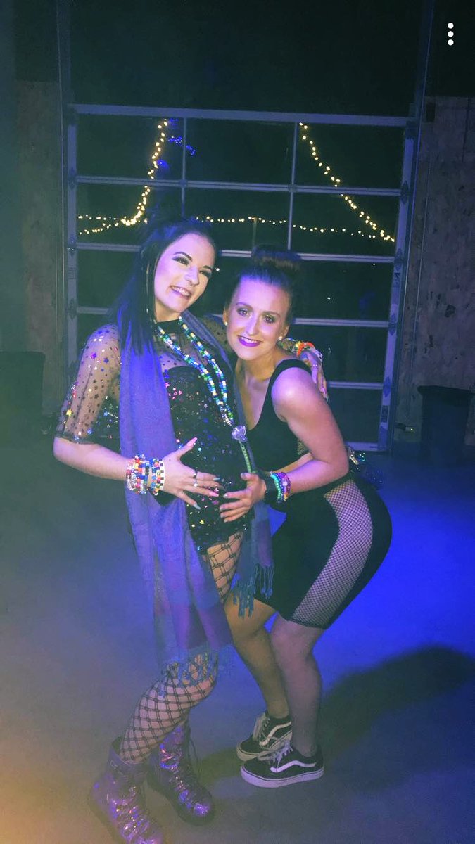 taylorgangbulla's tweet photo. Last night was so fun! Really glad I still went and saw all my fellow ravers for you @_bluntsnblondes , baby loves ur wubbz and Faith!! ππβ¨#babysfirstrave https://t.co/Xad4PZl9Bw