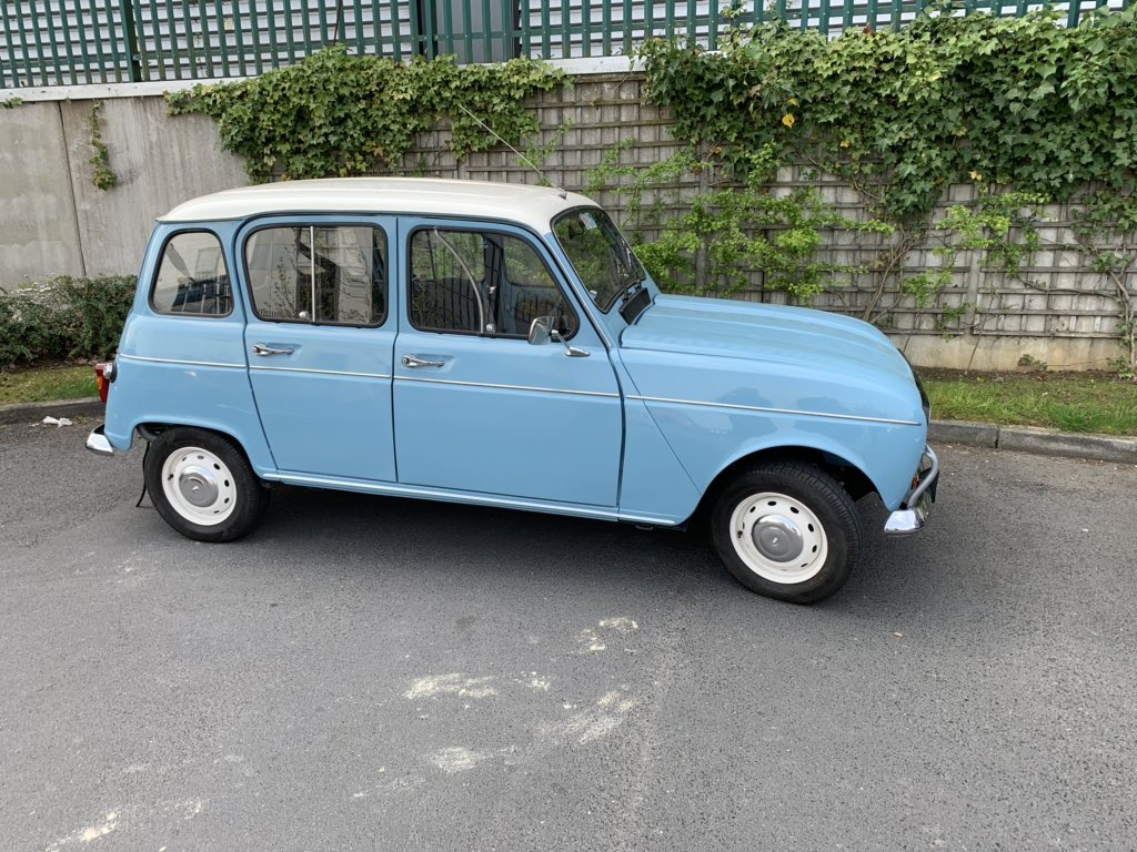 @andrewryan100 @neilmbriscoe <a href="/MttRbnsn/">Matt Robinson</a> Sorry lads seen <a href="/eFoxEngineers/">E Fox Engineers</a> #CarsandCoffee earlier and while I don’t want to drive it, I kinda like it