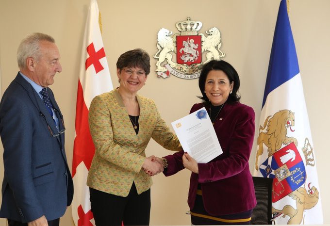 europanostra's tweet photo. Today in #Tbilisi the President of Georgia @Zourabichvili_S signed our #BerlinCalltoAction ! Many thanks for her support to our campaign to promote our shared #culturalheritage as positive & cohesive force for #FutureofEurope We hope other Heads of State will follow her example! https://t.co/Cc5L4fyauS