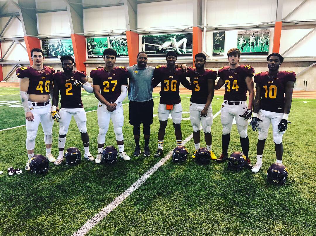 Coach Sam Smith tweet media