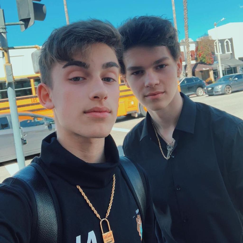radiodisney's tweet photo. LOS ANGELES! Make sure to listen to Radio Disney this weekend to find out how you can meet @johnnyorlando &amp; @HaydenSummerall and get tickets to their concert at @BelascoLA! https://t.co/aea3nJpYMl