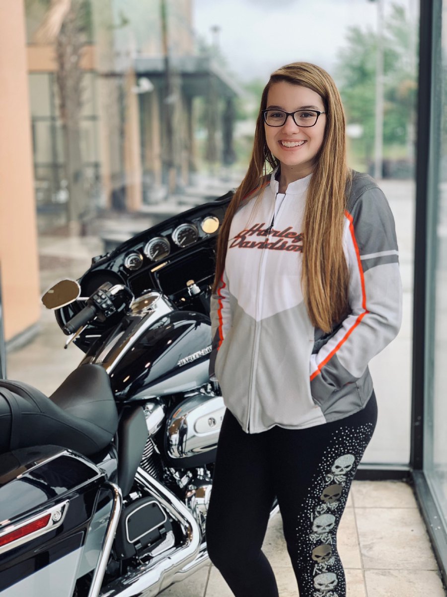ThunderTowerHD's tweet photo. New men’s and women’s summer riding jackets have arrived and are on the racks! Come over and talk to the ladies in Motorclothes and let them help you get set for the riding season! 
#thundertowerharleydavidson 
#tthd #southcarolina #HarleyDavidson #columbiasc https://t.co/tIt9u0q8WV