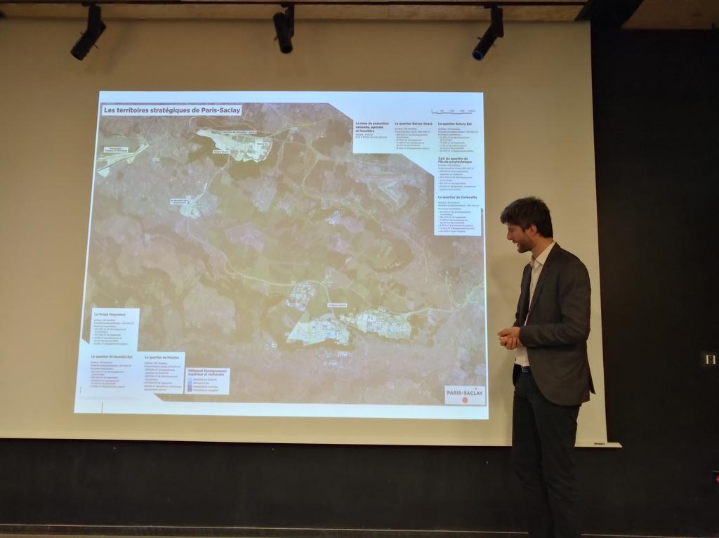 CityFaberLab's tweet photo. Ce matin @centralesupelec : conférence-débat avec M. du Souich, DG adjoint #strategie et #innovation @ParisSaclay, et les élèves @CityFaberLab. Présentation brillante et discussions passionnantes sur l'art de fabriquer un #territoire qui réponde aux enjeux de notre temps. Merci ! https://t.co/5lVe2EYc6F