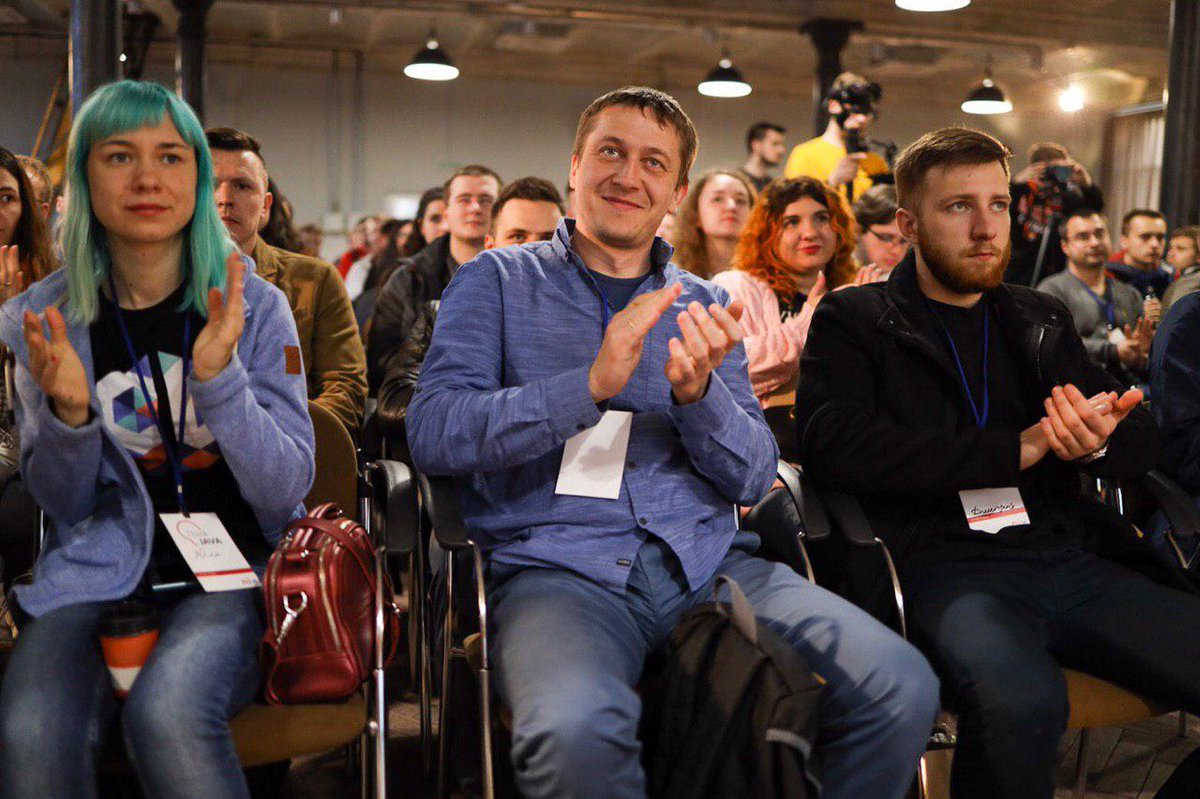 Think_Java's tweet image. Первая часть доклада окончена 😁.
Встречаемся на пятнадцатиминутном кофе брейке!