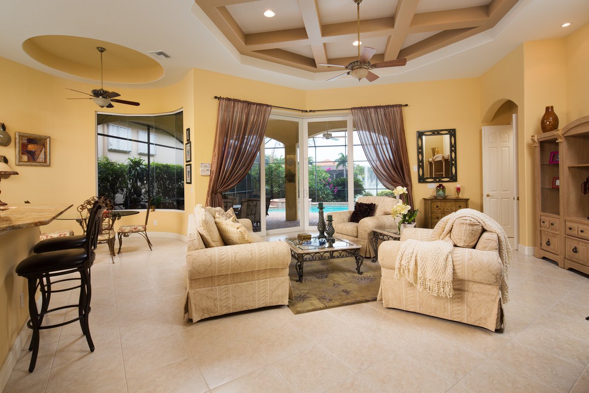 JonPeterVollmer's tweet photo. Just listed and sold this beautiful home in the Vineyards community of Naples! Congratulations to our sellers, another Vollmer listed home Sold, Sold, Sold! #naples #RealEstate #Florida #luxury #Easter https://t.co/zdQy0ktnFX