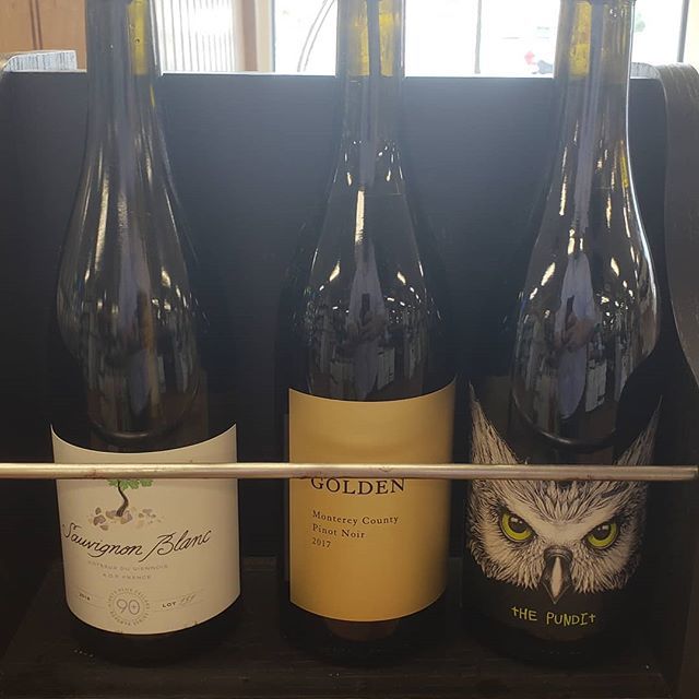 YankeeWineCT's tweet photo. Some perfect Wines on tap for your Easter Weekend!!!! #newtownct #newtown #sandyhook #bethel #yankeewineandspirits #smallbusiness #wine #winetasting #wineandfood #cabernetsauvignon #californiawine #wineontap #beer #craftbeer #ipa #hops #hophead #beergee… https://t.co/ANJ9qvVevd https://t.co/9Xy3OAVtlv