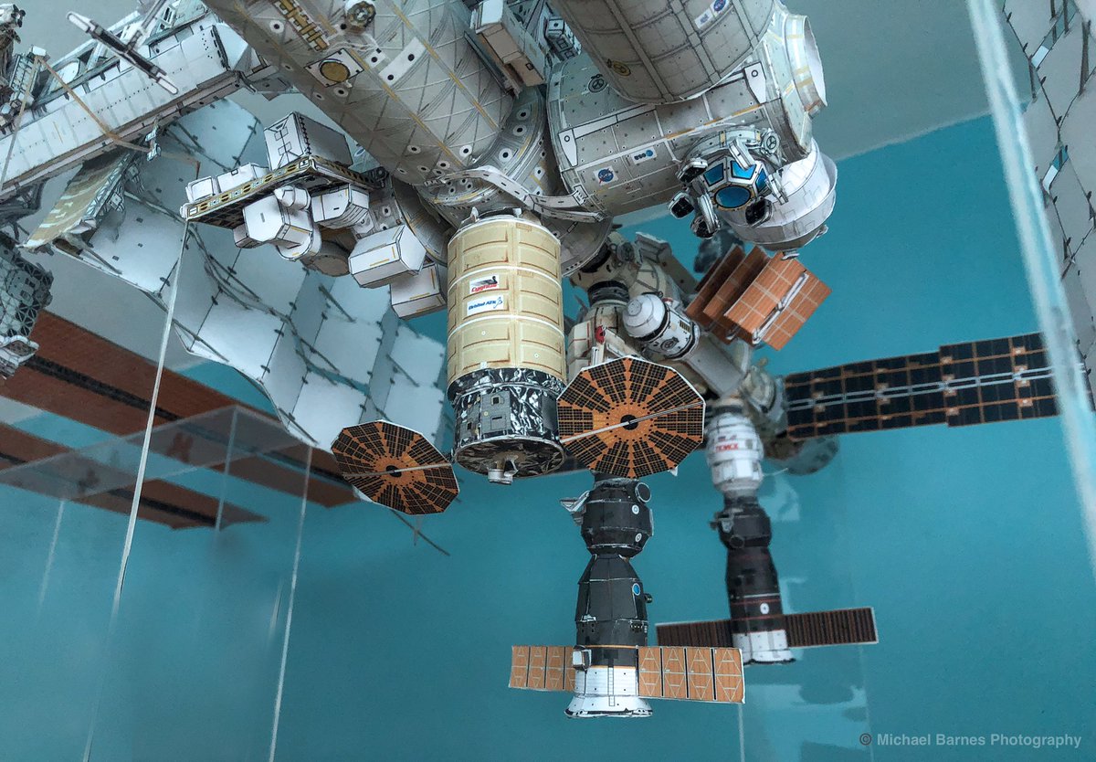 paperrocketman's tweet photo. #ISS @Axm61 @Lunar_Luster In case you missed it(I did) this morning #CygnusNG11 #SSRogerChaffee docked to the @Space_Station
#Apollo1 #Apollo50 #stoptheflopclub https://t.co/38sZTIBt2r