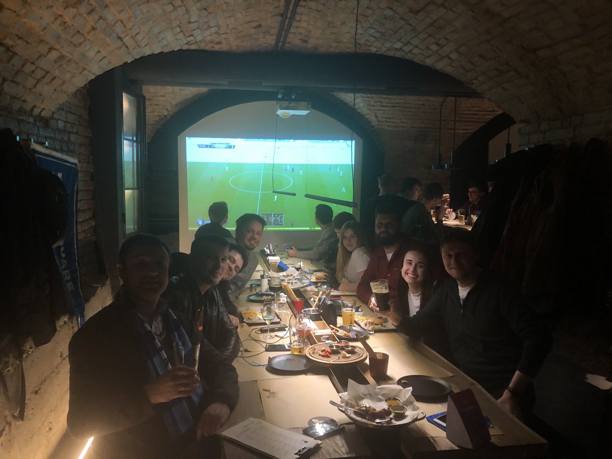 4sqUA's tweet photo. Today #Ukraine is not only watching Presidential debates, but celebrating #4SQDAY! @foursquare https://t.co/bJcPshTgrU