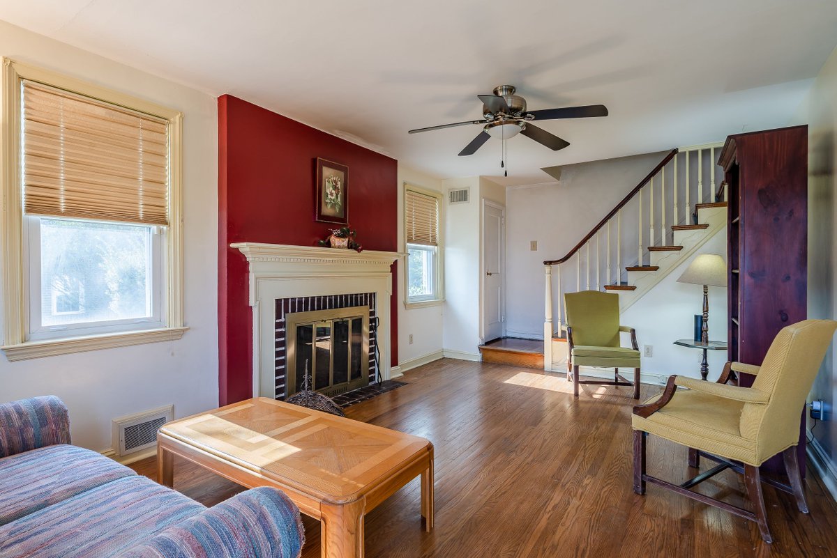 MJWilsonRealEst's tweet photo. Please Don't Forget My Great Listing @ 17 E Salisbury Dr in #Wilmington #Delaware... If you have anyone you know looking for a new place to call home...My team and I would be happy to provide you with more details or schedule a private showing! https://t.co/2uQOhuuhs7