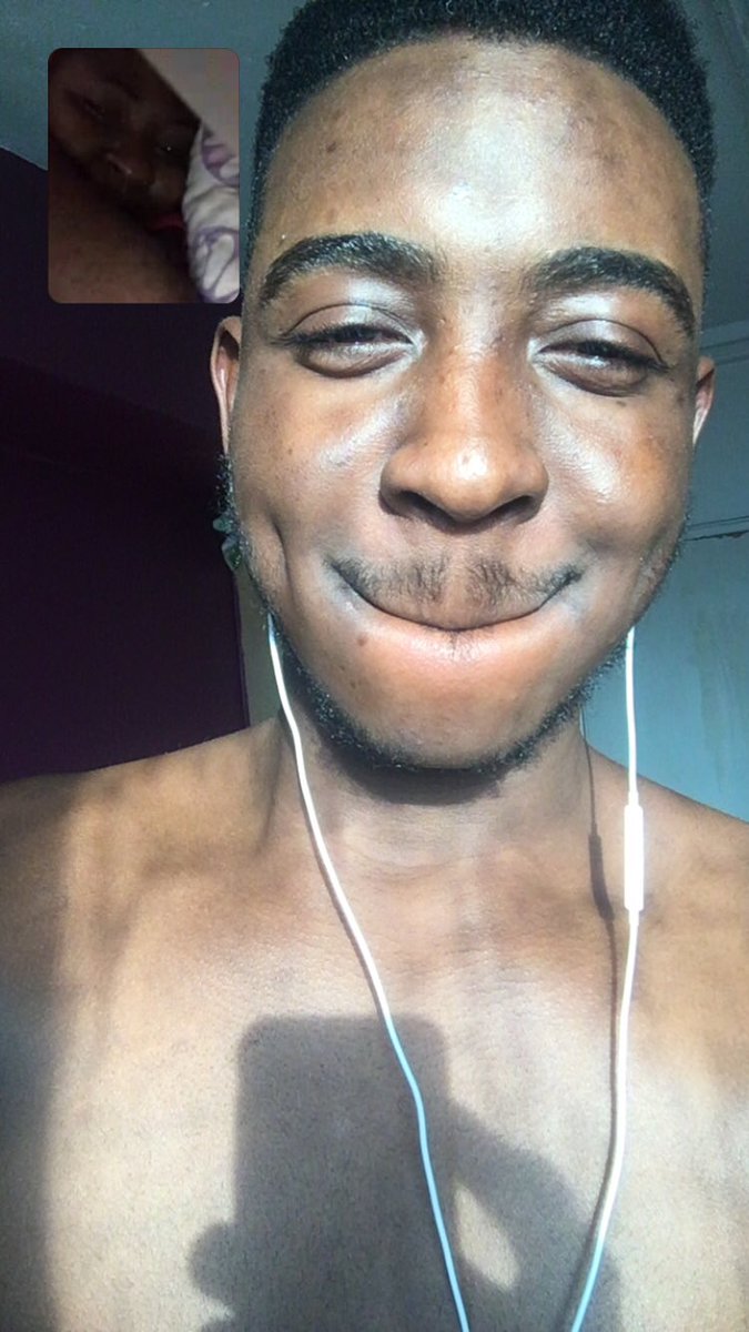 kvngtes's tweet photo. Tried to check out the trim ✂️✂️ https://t.co/JWlru3h0bh