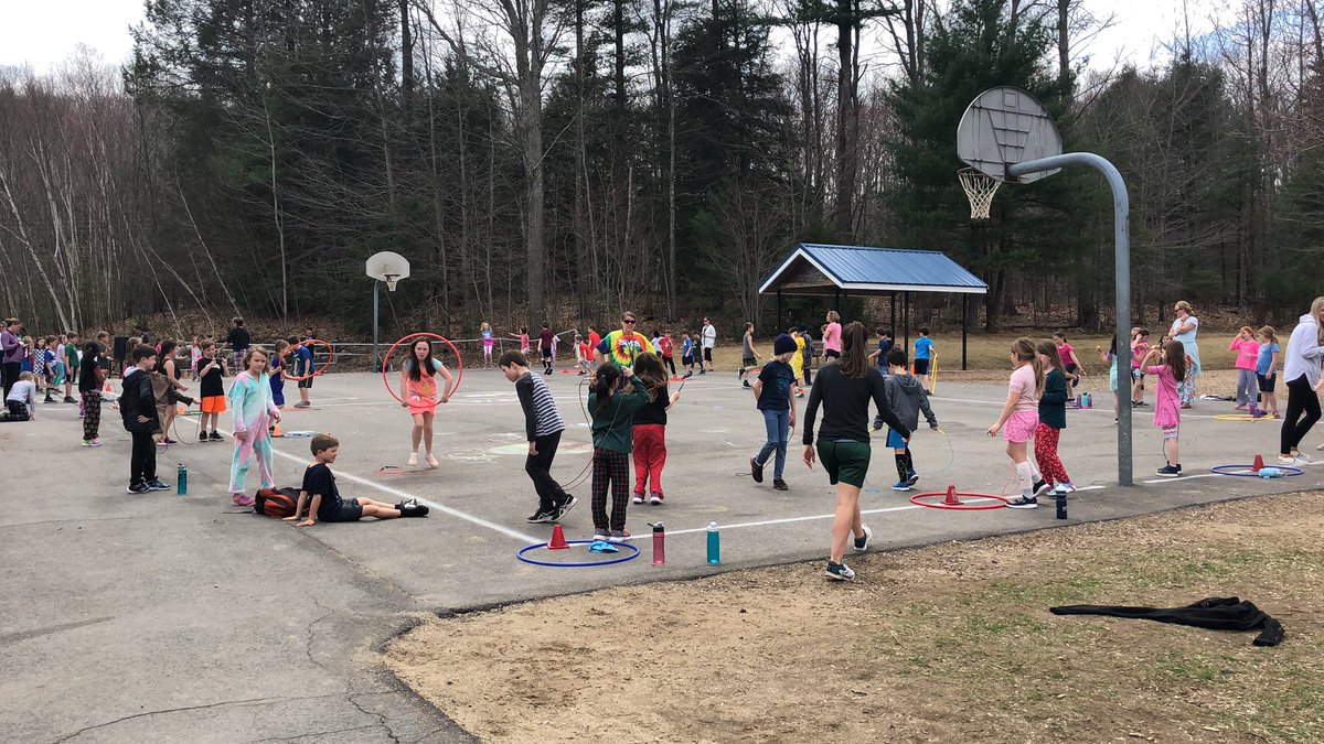 StrathamSchool's tweet image. Jump rope for a cause!