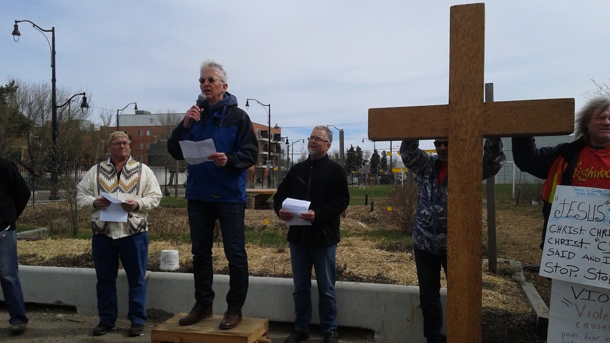 WoTCyeg's tweet photo. Station 6 McCauley Community Garden reflects on care for our global home. May we live in harmony with the earth.#wotcyeg #yegevents https://t.co/qNsfpik9y6