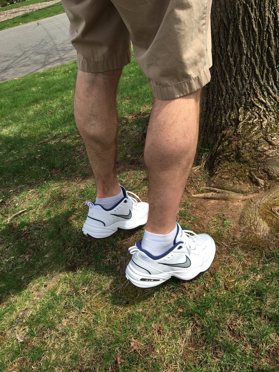 DadShoes2's tweet photo. It’s a beautiful day for #DadShoes & #DadCalves!!!
Send your #DadPhotos & #DadEmails to: DadShoes2onTwitter@gmail.com https://t.co/p2lLeF238r