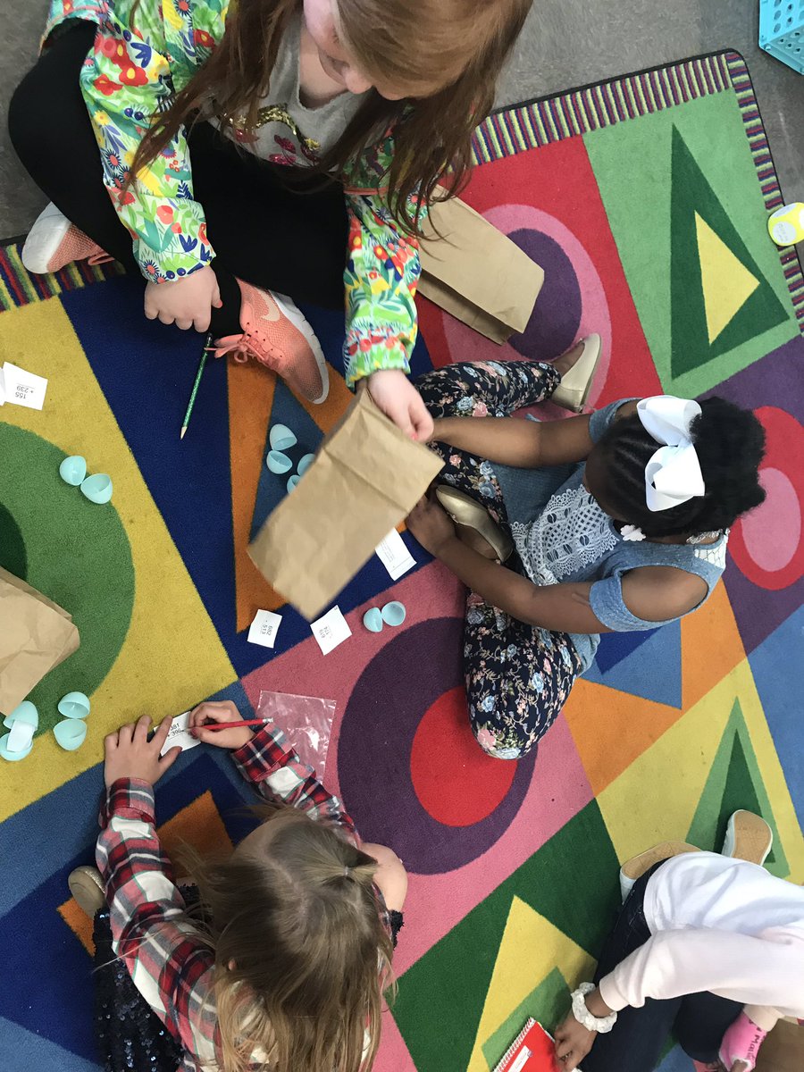 JenniBPeters's tweet photo. Ms. Dickerson’s 2nd graders hunt for eggs with their team to solve 3-digit addition &amp; subtraction problems in math. “My teacher mixes fun and learning.”-quote from a student ❤️ #cahabalearns #trussvillelearns @cahabatyner @sbrosetta https://t.co/2Q7Fu6i8OZ