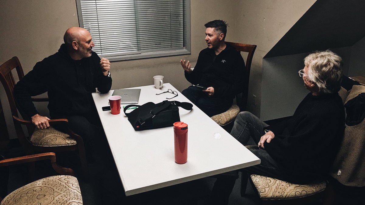 #FBF the #BlackSummer writers room planning how to ruin all of your lives by murderifying your favorite characters. 🧟‍♂️😘🧟‍♀️