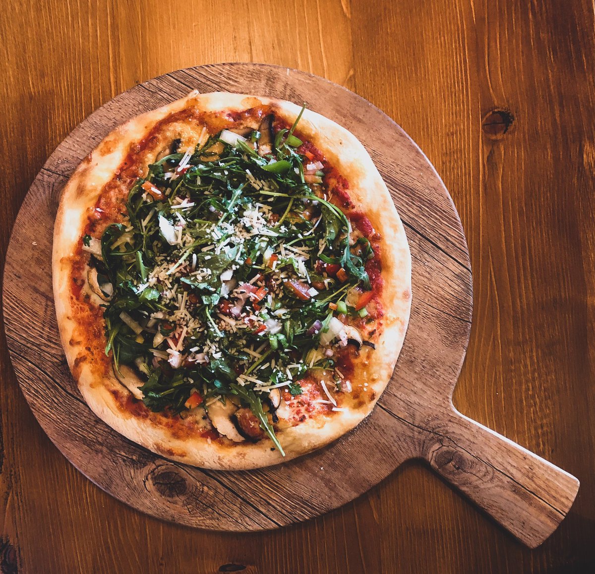 Can’t decide between a pizza or salad? Have both! Ask a member of staff for a rocket salad centre for your pizza - happy munching!